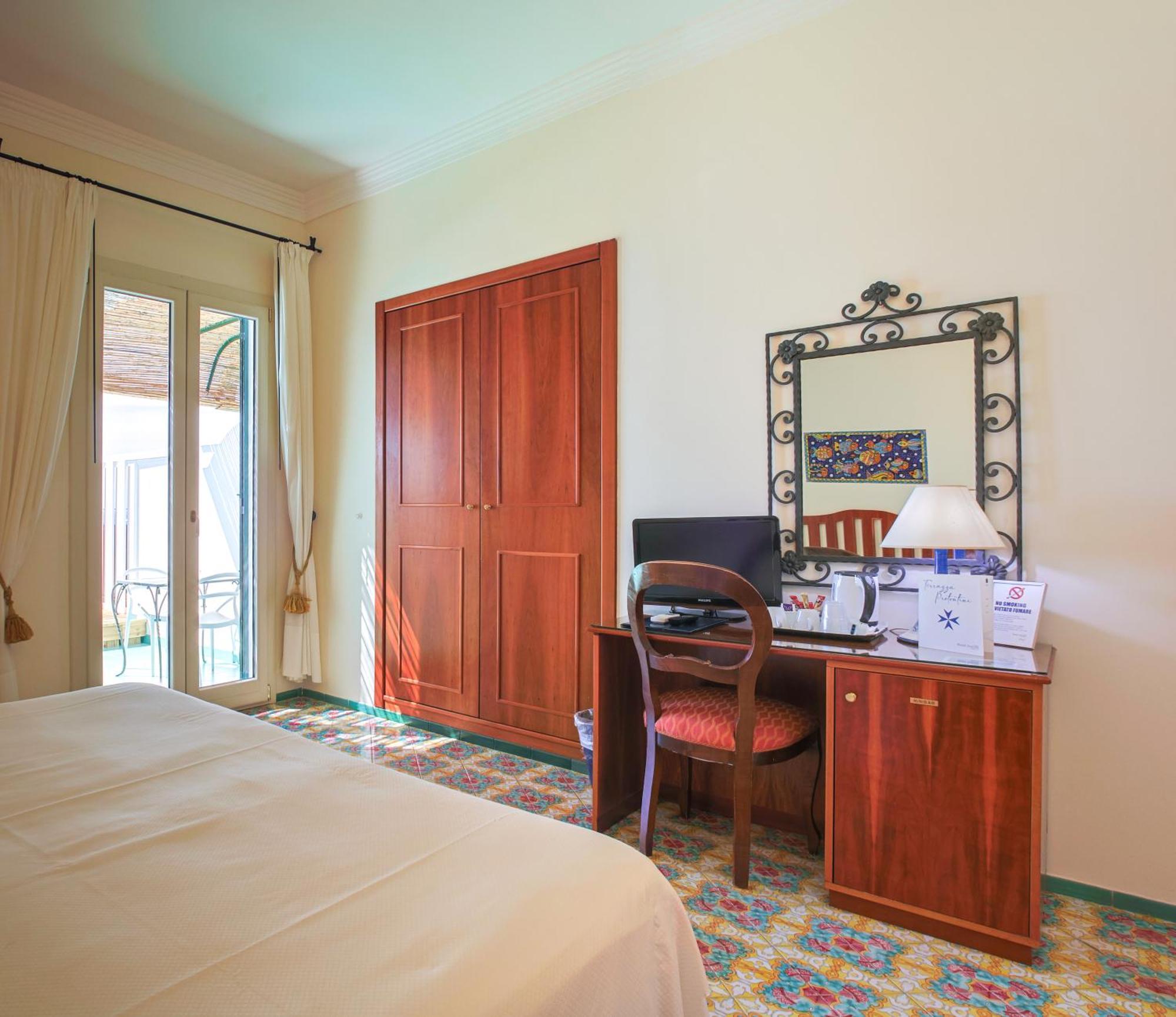Hotel Aurora Амальфи Экстерьер фото