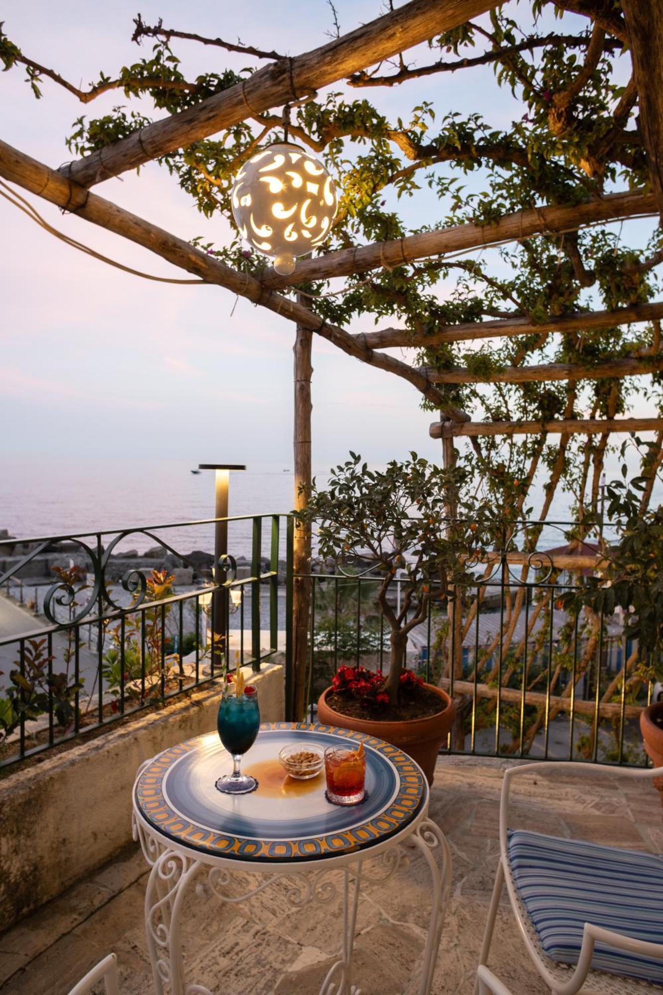 Hotel Aurora Амальфи Экстерьер фото