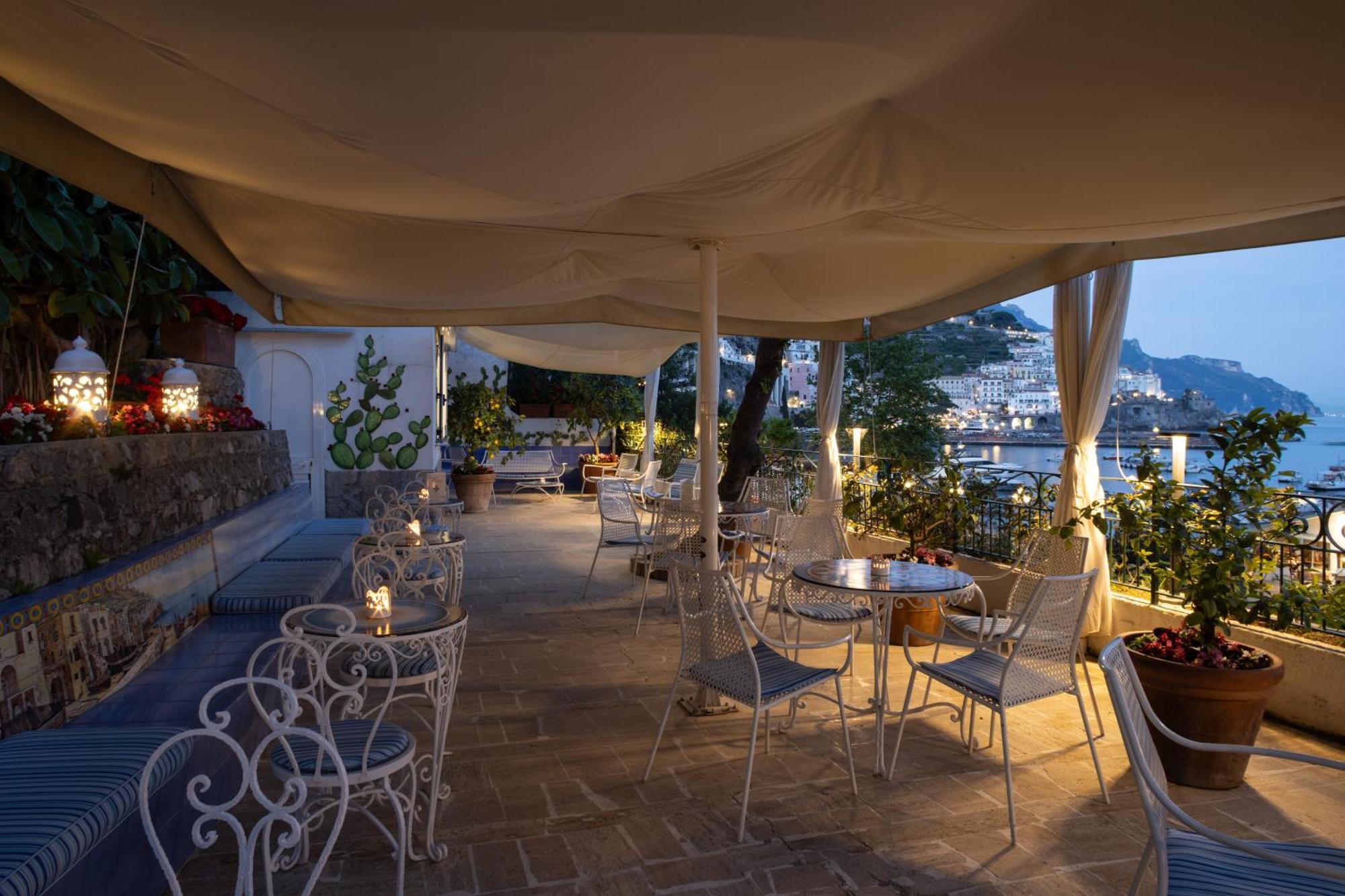 Hotel Aurora Амальфи Экстерьер фото