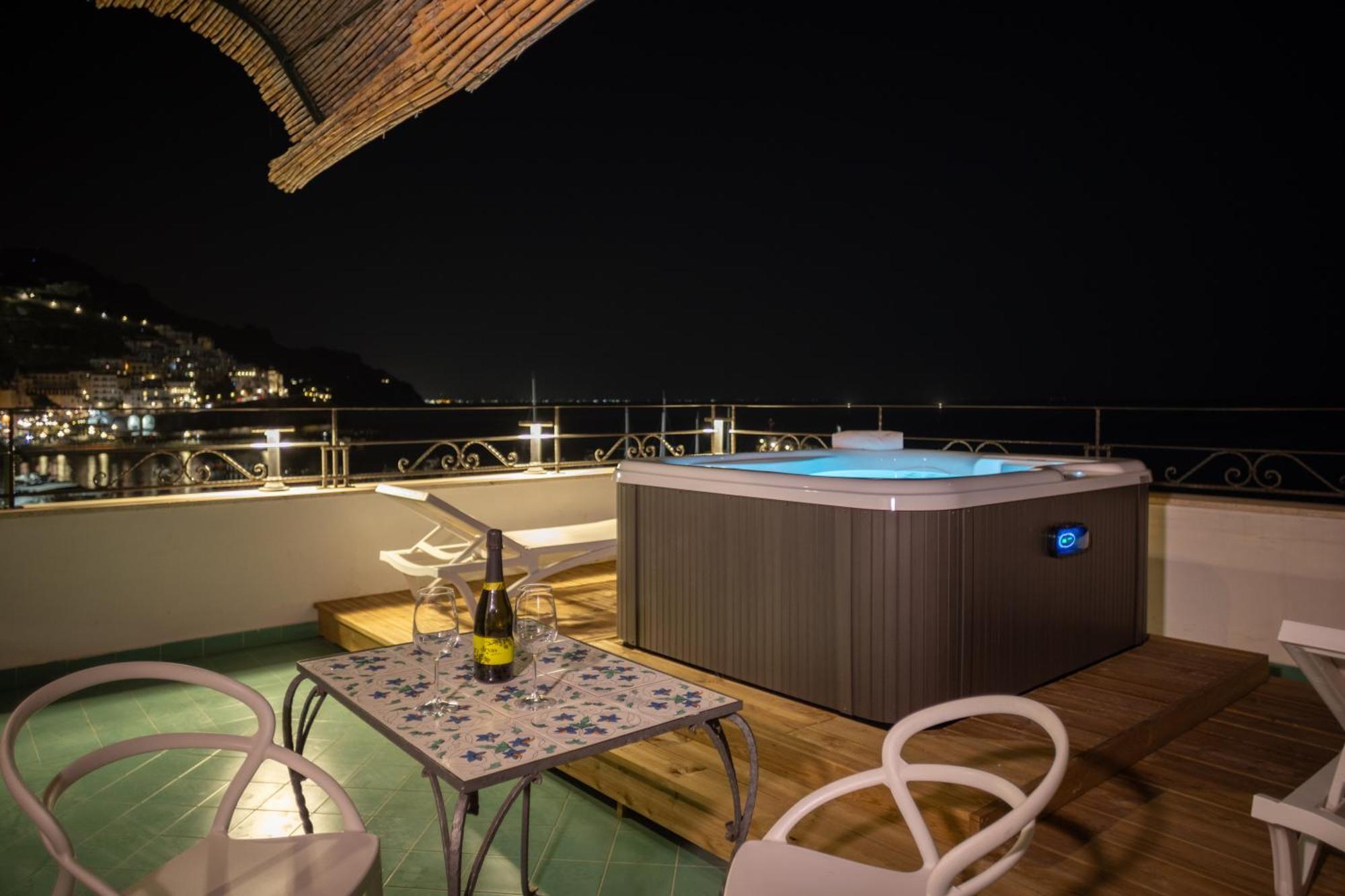 Hotel Aurora Амальфи Экстерьер фото